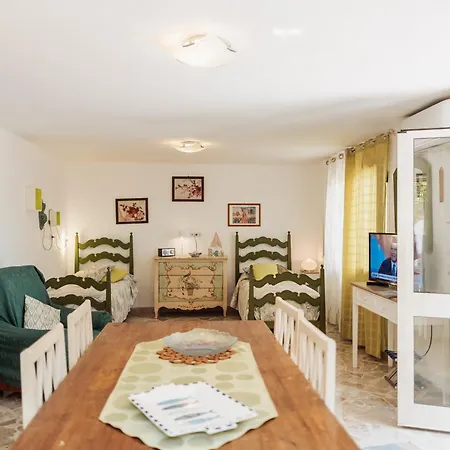 Casa Bianca Rais Gerbi Finale